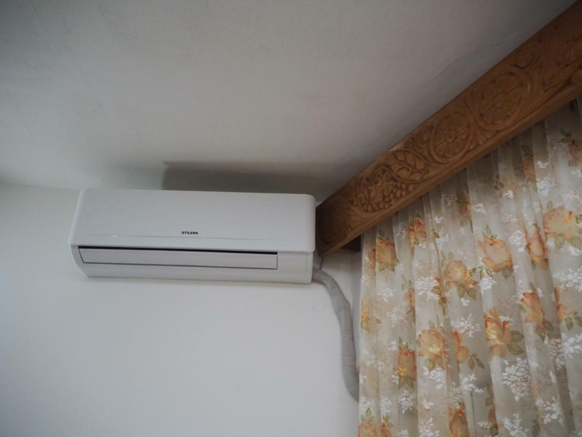 Jeki'S Apartment In Old Тбилиси Экстерьер фото